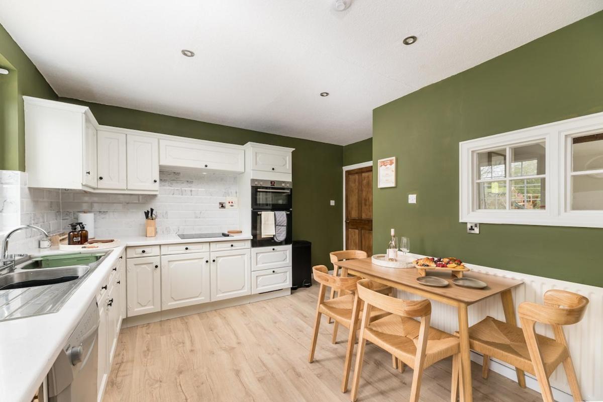 Central Malham Wellbeing Escape With Hot Tub Sleeps 8 Exterior photo