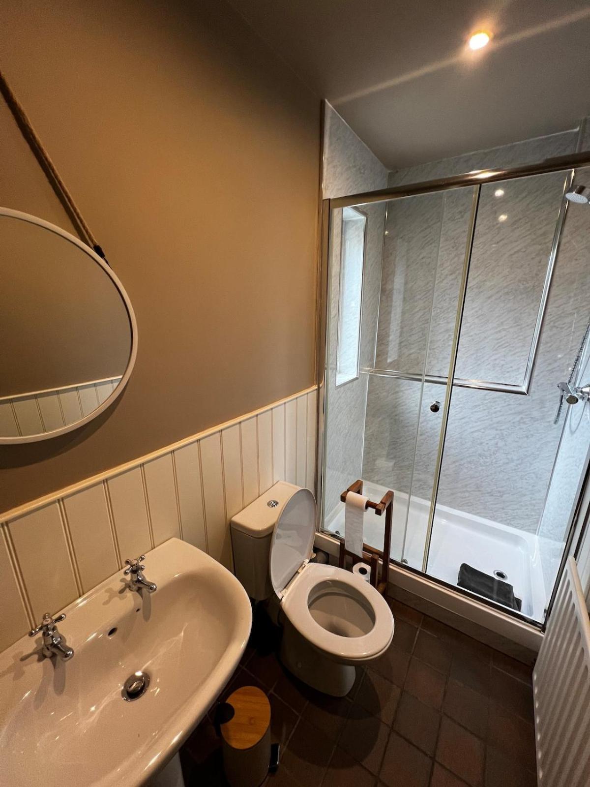 Central Malham Wellbeing Escape With Hot Tub Sleeps 8 Exterior photo